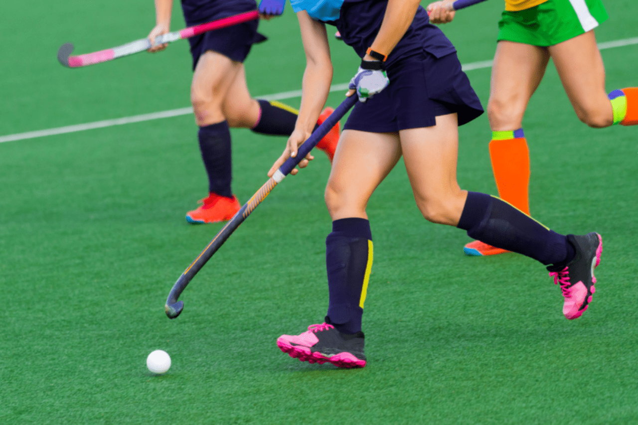 Hockey_Player Girls playing hockey